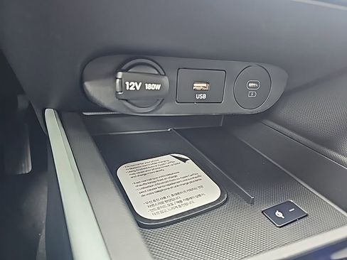 New 2026 Hyundai Elantra Limited image 21