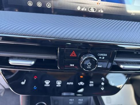 New 2026 Nissan Kicks SR image 16