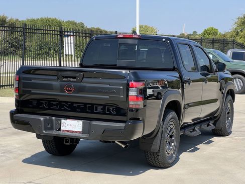 New 2026 Nissan Frontier PRO-4X w/ Pro-4x Convenience Package image 4