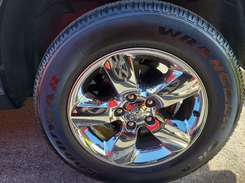 Used 2017 RAM 1500 Big Horn image 7