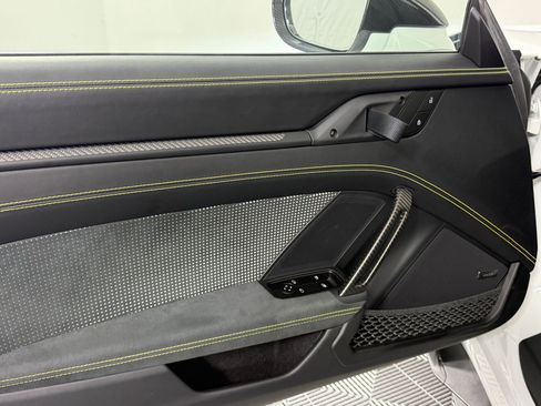 Used 2025 Porsche 911 GT3 RS image 24