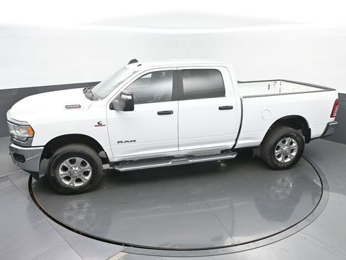 Used 2024 RAM 2500 Big Horn image 39