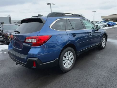 Used 2019 Subaru Outback 2.5i Premium image 8