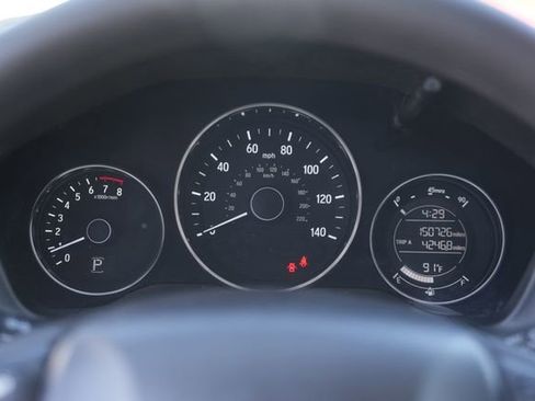 Used 2017 Honda HR-V EX image 24