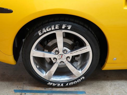 Used 2009 Chevrolet Corvette Coupe w/ Preferred Equipment Group image 63