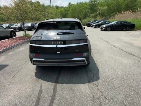Certified 2025 Hyundai Ioniq 5 SEL image 4
