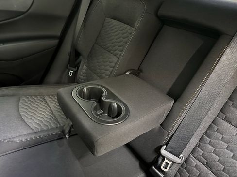 Used 2019 Chevrolet Equinox LT w/ Driver Convenience Package image 31