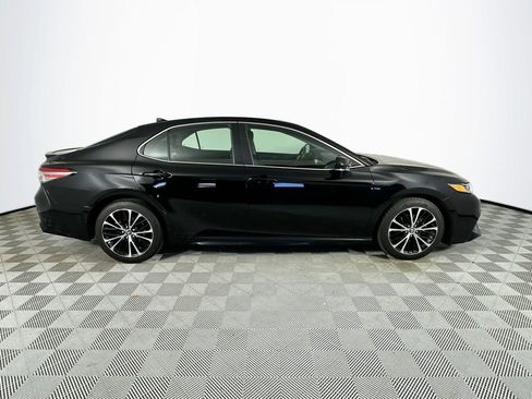 Used 2019 Toyota Camry SE w/ Audio Package image 8