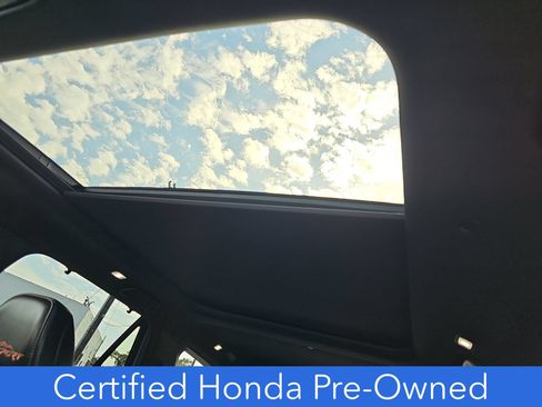 Certified 2024 Honda Pilot TrailSport image 30