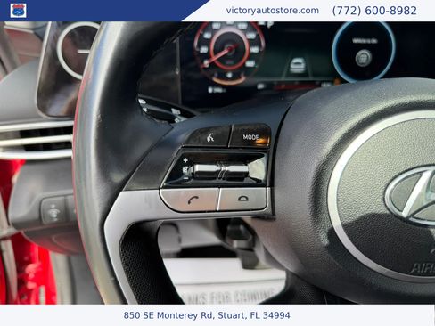 Used 2023 Hyundai Elantra Limited FWD image 29