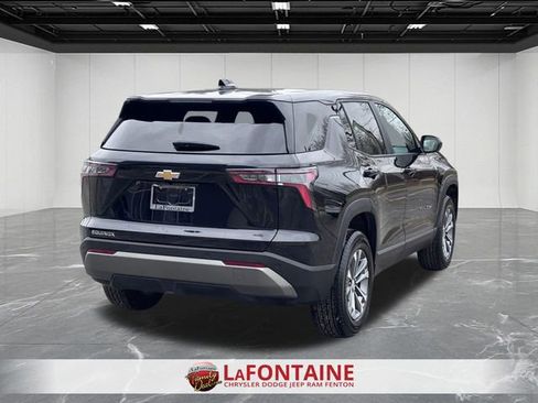 Used 2025 Chevrolet Equinox LT image 11