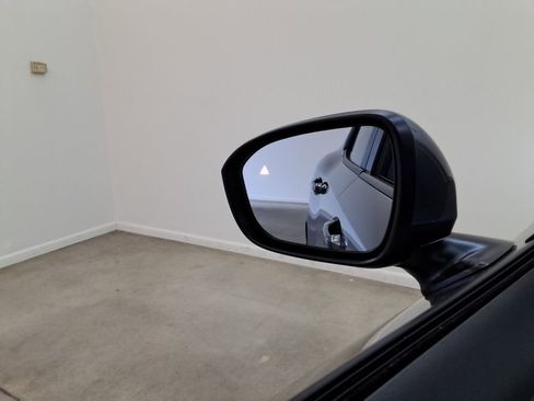 Used 2025 Nissan Kicks SV w/ SV Premium Package FWD image 21