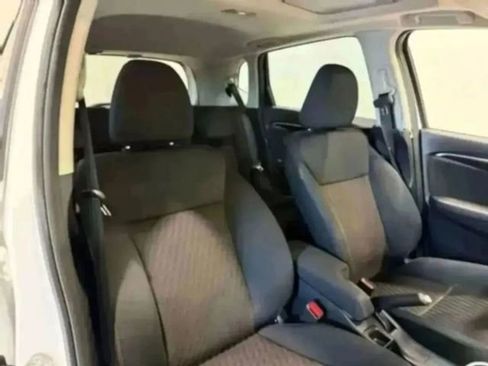 Used 2020 Honda Fit EX image 43