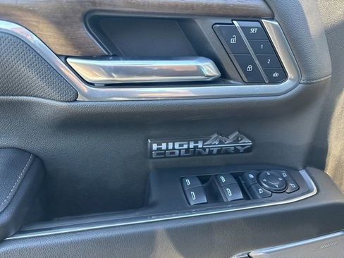 Used 2024 Chevrolet Silverado 1500 High Country w/ High Country Premium Package image 13