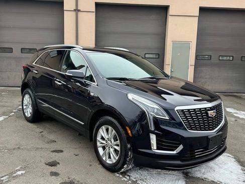 Used 2021 Cadillac XT5 Luxury AWD/4WD image 3