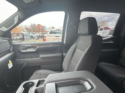 New 2026 GMC Sierra 1500 Elevation image 28