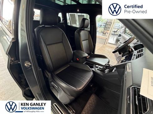 Certified 2024 Volkswagen Tiguan SE R-Line AWD/4WD image 24