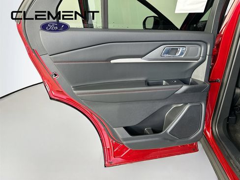 New 2026 Ford Explorer ST-Line w/ ST-Line Street Pack AWD/4WD image 28