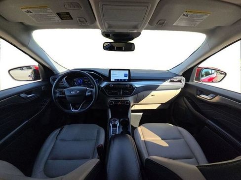 Used 2022 Ford Escape Titanium AWD/4WD image 12