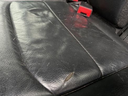 Used 2019 Jeep Wrangler Unlimited Sahara image 11