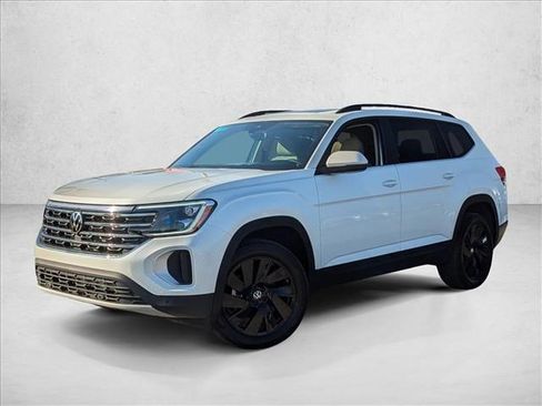 New 2026 Volkswagen Atlas SE FWD image 1