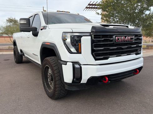Used 2024 GMC Sierra 3500 AT4 w/ AT4 Premium Plus Package image 13