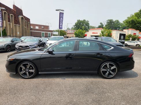 Used 2024 Honda Accord Sport image 5