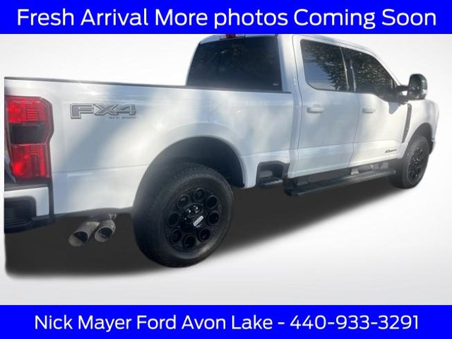 Used 2024 Ford F250 XLT w/ Black Appearance Package AWD/4WD image 9