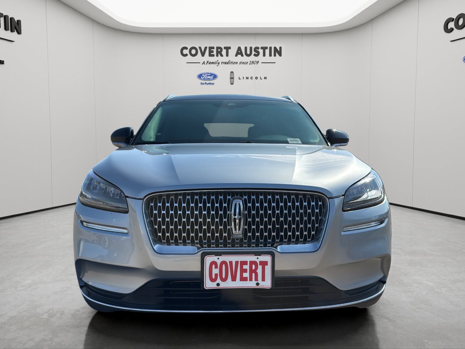 Used 2022 Lincoln Corsair FWD w/ Premium Package image 8