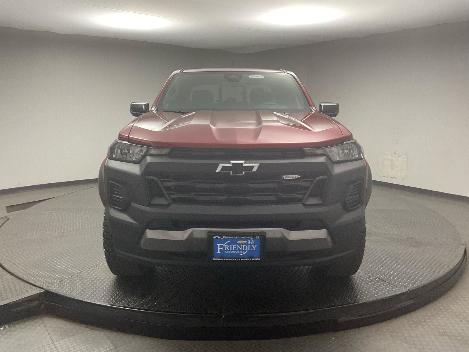 Used 2026 Chevrolet Colorado Trail Boss AWD/4WD image 2