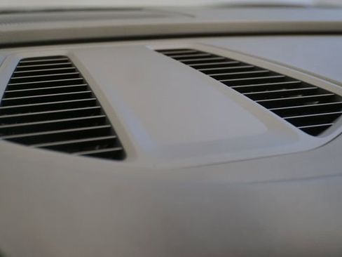 New 2026 Porsche Macan 4 Electric image 19