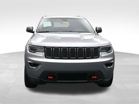 Used 2018 Jeep Grand Cherokee Trailhawk w/ Trailhawk Luxury Group AWD/4WD image 8