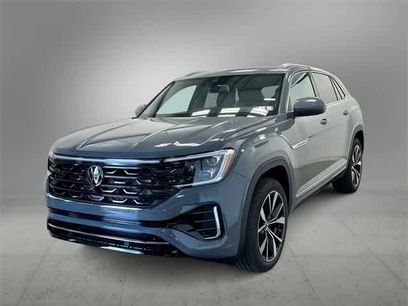 New 2025 Volkswagen Atlas Cross Sport SEL Premium R-Line