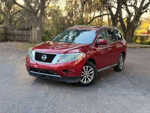 Used 2016 Nissan Pathfinder S AWD/4WD image 1