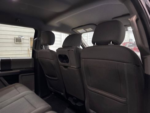 Used 2019 Ford F150 XLT image 32