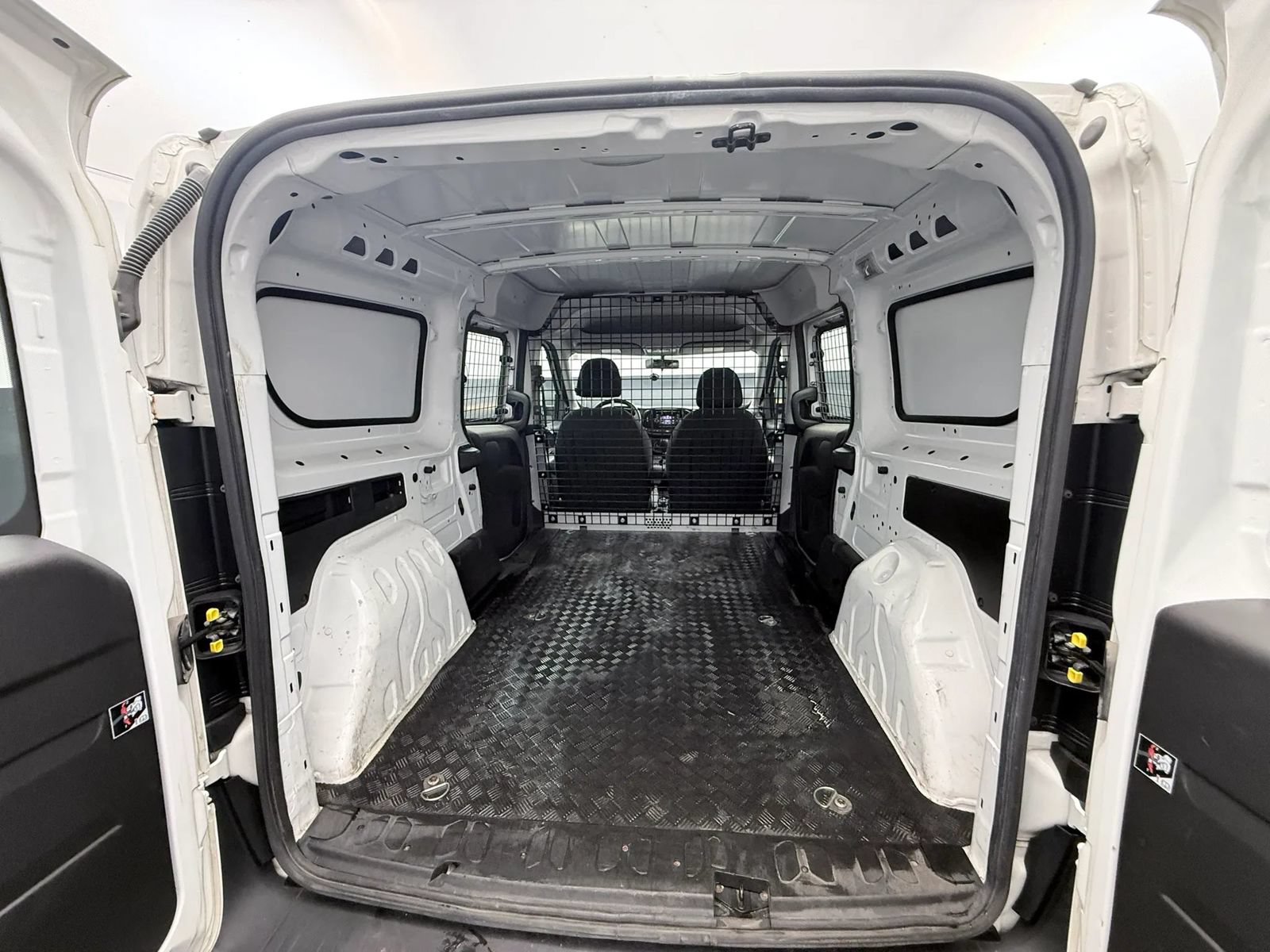 Used 2021 RAM ProMaster City Tradesman w/ Window Group 05 FWD image 19