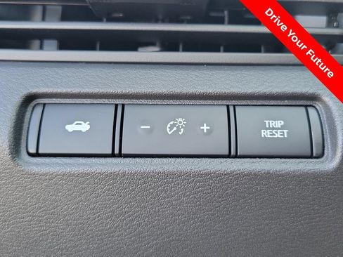 Certified 2025 Nissan Altima 2.5 S FWD image 19