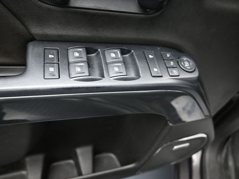 Used 2014 GMC Sierra 1500 SLE w/ All-Terrain Package image 11