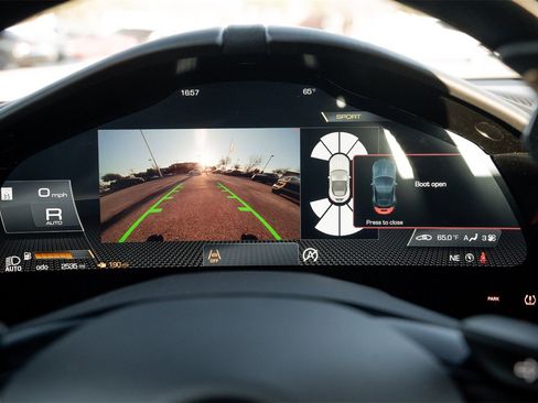 Used 2024 Ferrari Roma Spider image 25