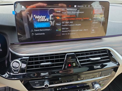 Used 2023 BMW 530i xDrive w/ Convenience Package image 27