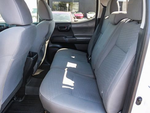 Used 2021 Toyota Tacoma SR AWD/4WD image 18