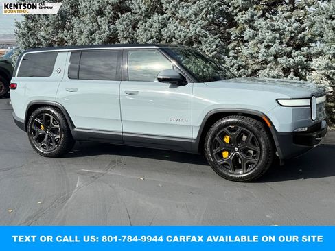 Used 2022 Rivian R1S Launch Edition image 12