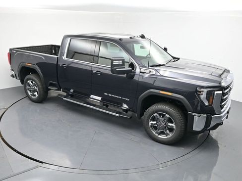 New 2026 GMC Sierra 3500 SLE w/ SLE Value Package image 30