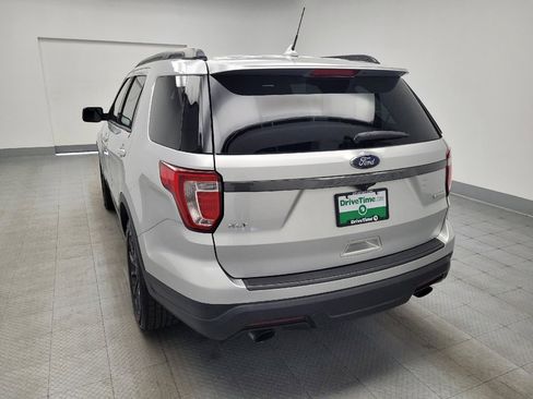 Used 2019 Ford Explorer XLT w/ Equipment Group 202A image 6