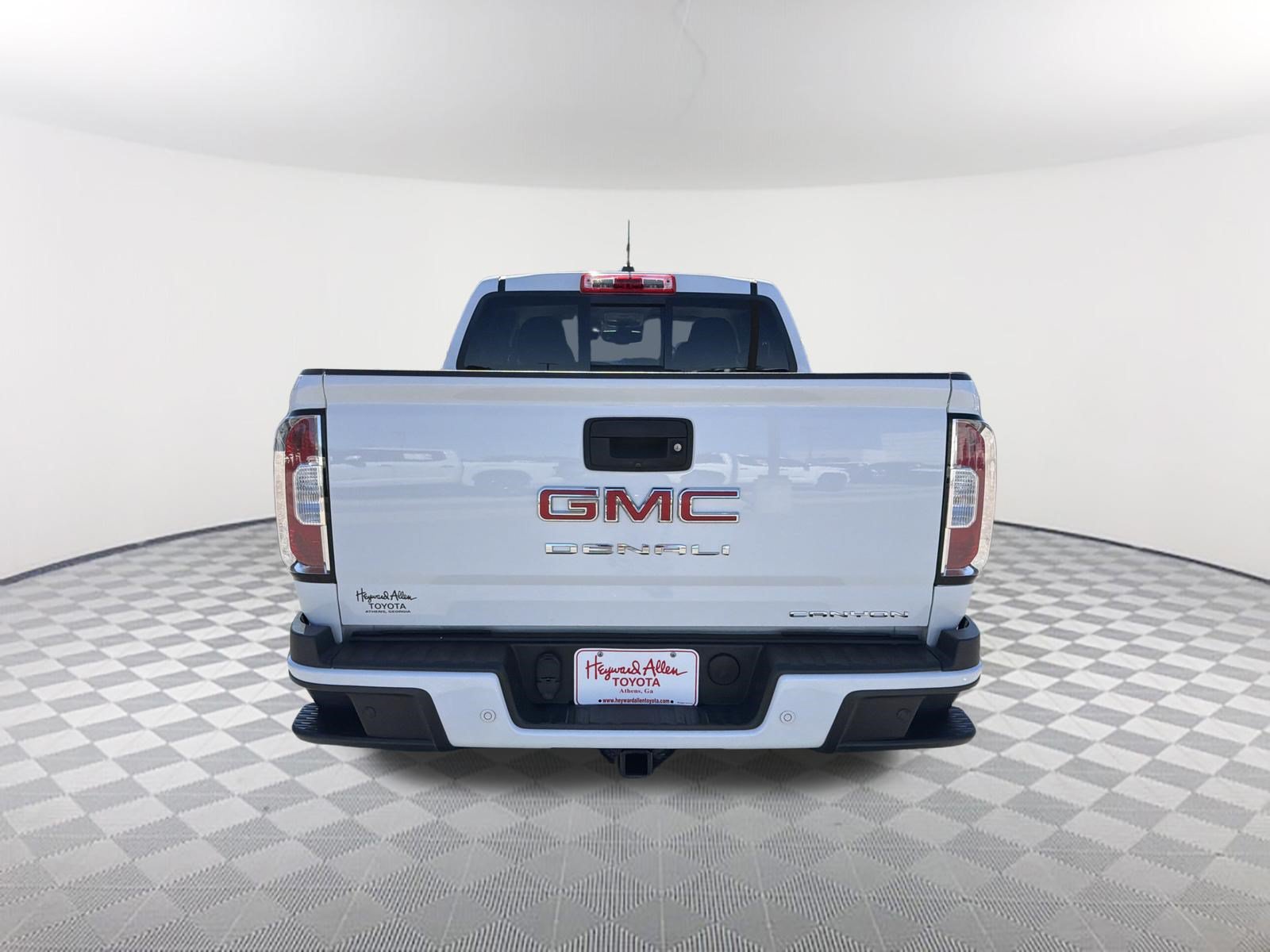 Used 2021 GMC Canyon Denali RWD image 15