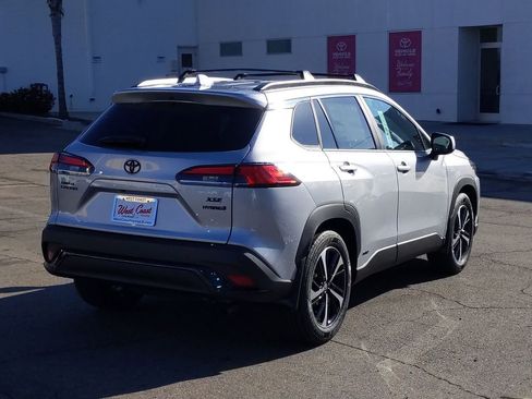 Used 2024 Toyota Corolla Cross XSE w/ Convenience Package image 3