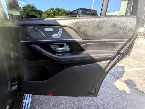Used 2023 Mercedes-Benz GLS 450 4MATIC image 46