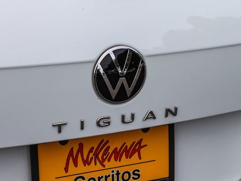 Used 2023 Volkswagen Tiguan S image 9