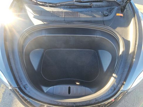 Used 2018 Tesla Model 3 Long Range image 22