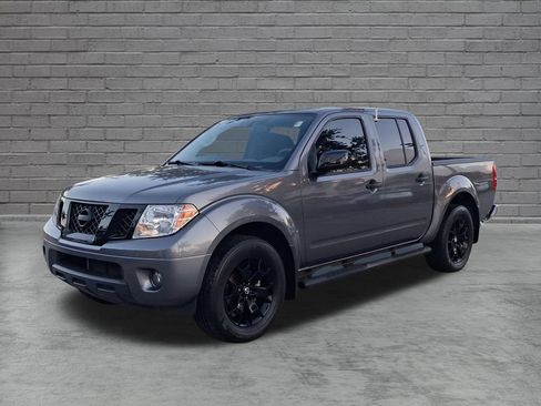 Used 2021 Nissan Frontier SV w/ Midnight Edition Floor Mats RWD image 4